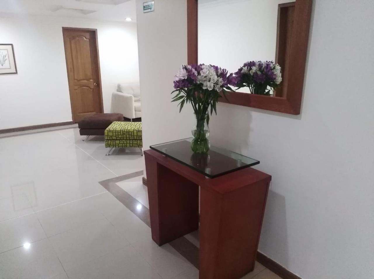 Hotel Casa La Riviera Μπογκοτά Εξωτερικό φωτογραφία