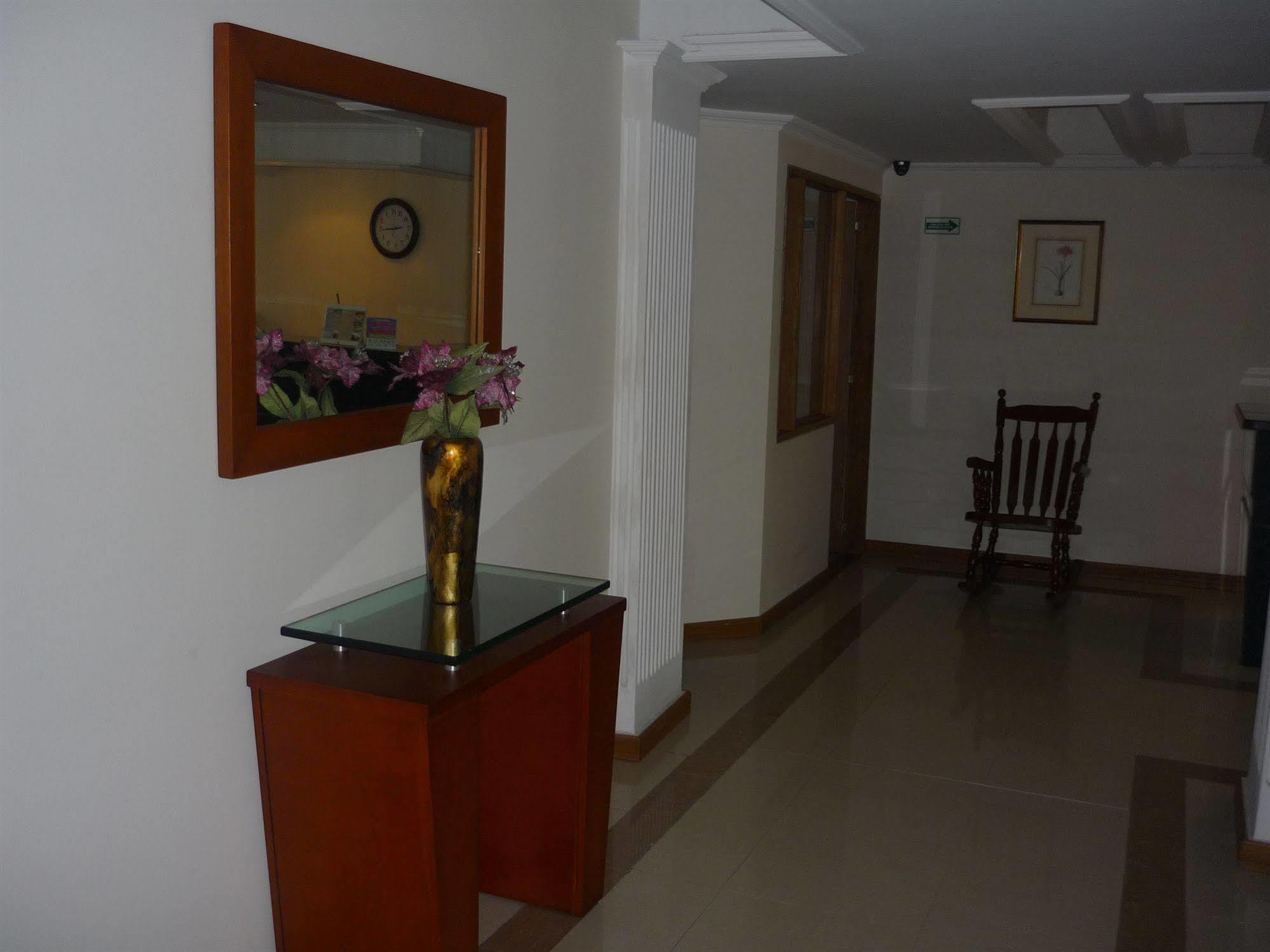 Hotel Casa La Riviera Μπογκοτά Εξωτερικό φωτογραφία